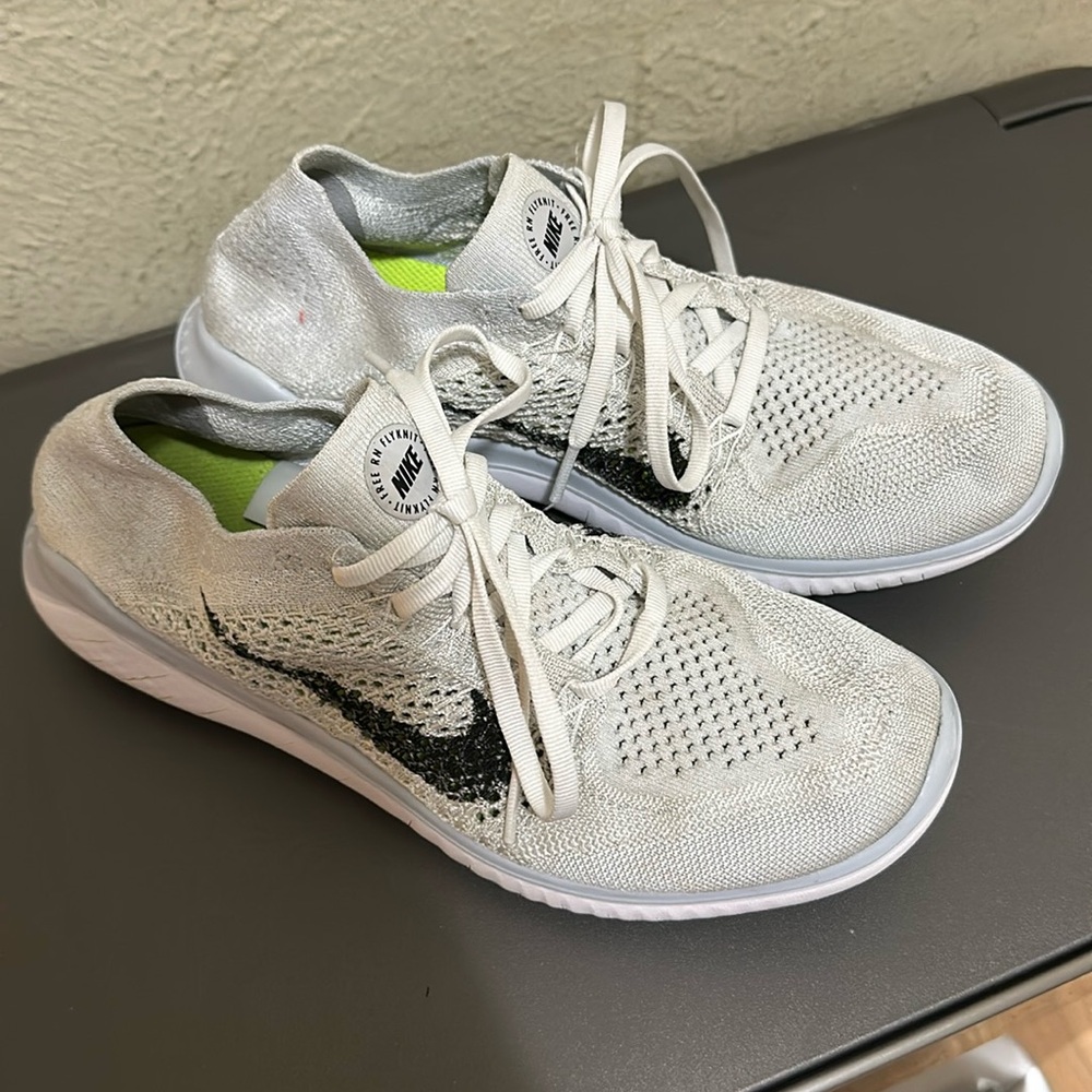 NIKE FREE RN FLYNIT